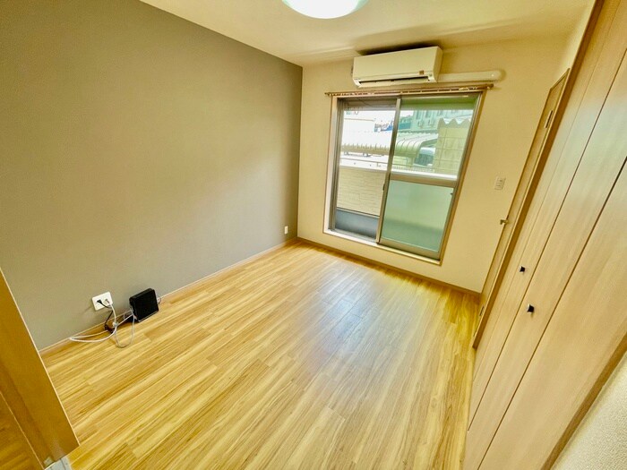 物件内観写真18　(居室)