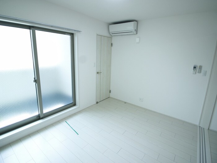 物件内観写真19　(居室)