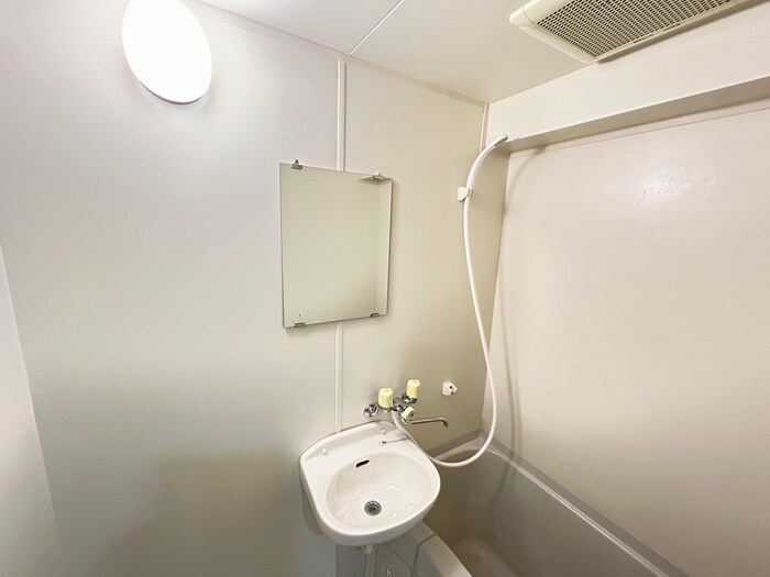 物件内観写真15　(洗面)