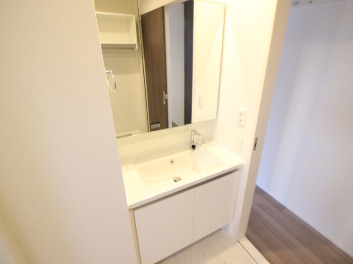 物件内観写真8　(洗面)