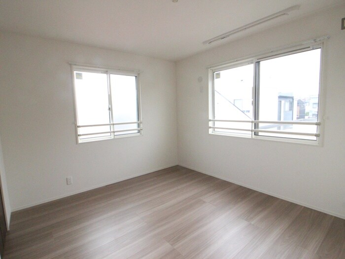 物件内観写真14　(居室)