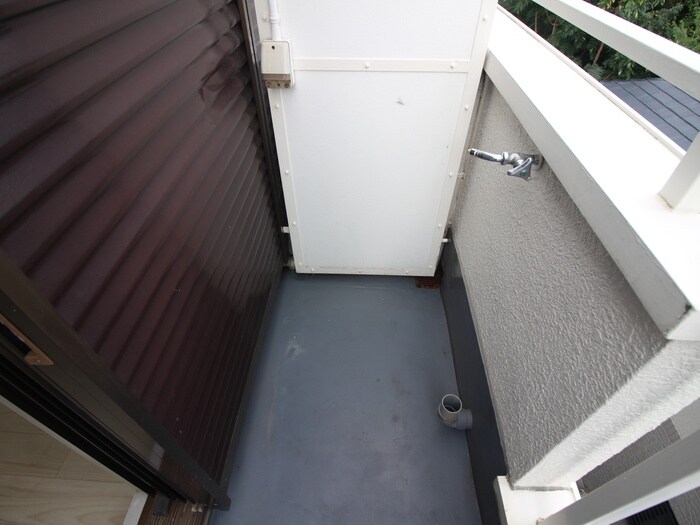 物件内観写真15　(洗濯機置場)