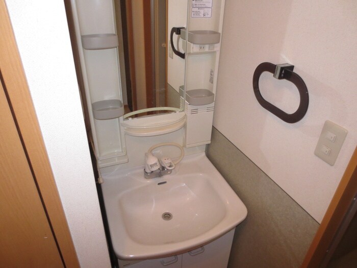 物件内観写真6　(洗面)
