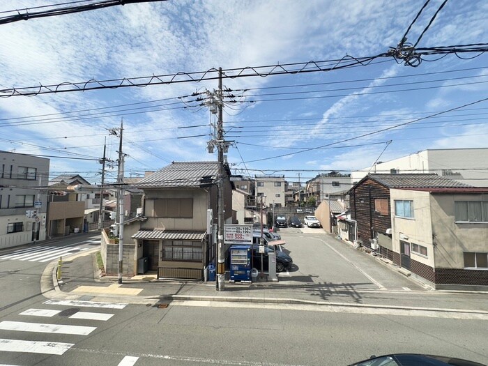 物件内観写真16　(室内からの展望)