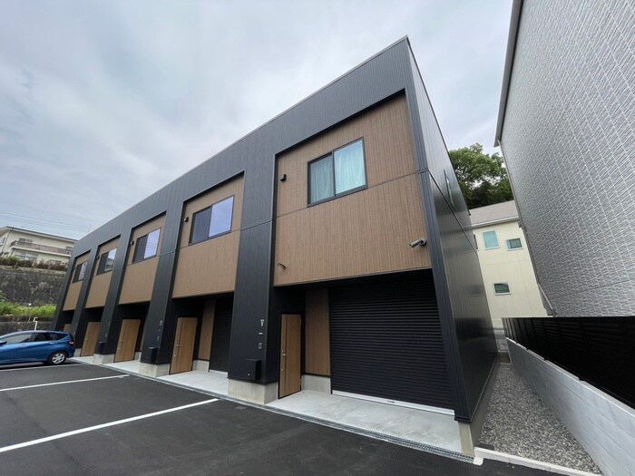 物件外観写真2　(外観写真)