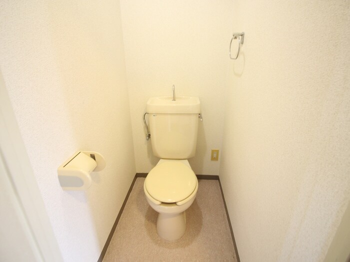 物件内観写真15　(トイレ)