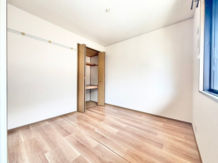 物件内観写真9　(居室)