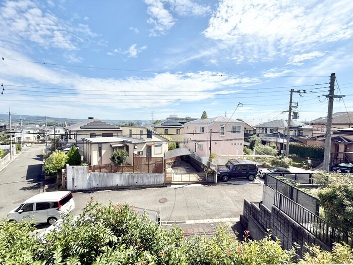 物件内観写真22　(室内からの展望)