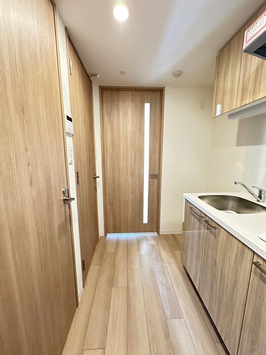 物件内観写真14　(廊下)