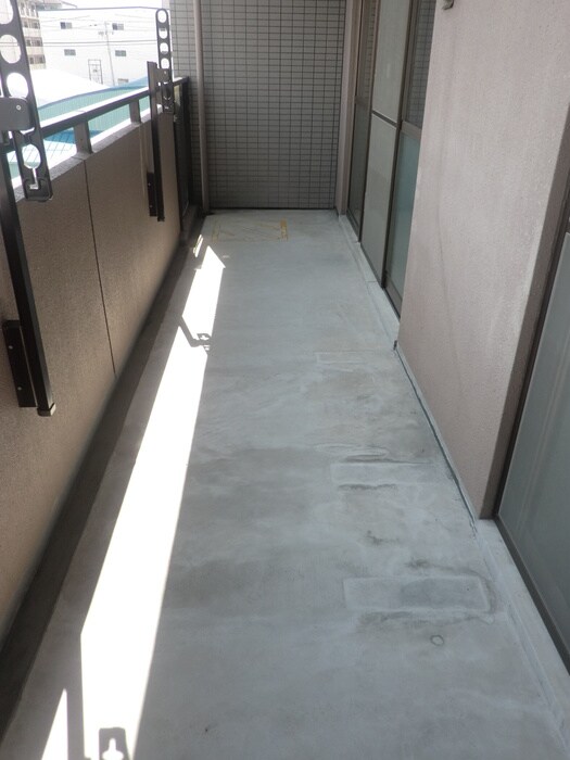 物件内観写真16　(ベランダ・バルコニー)