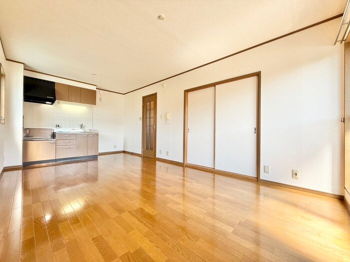 物件内観写真8　(居室)