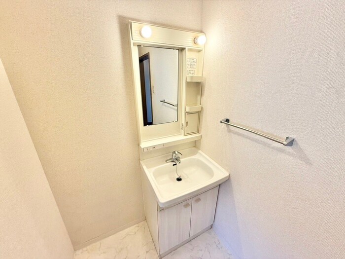 物件内観写真13　(洗面)