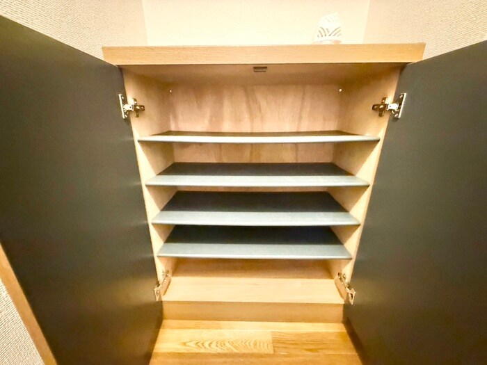 物件内観写真20　(靴箱)