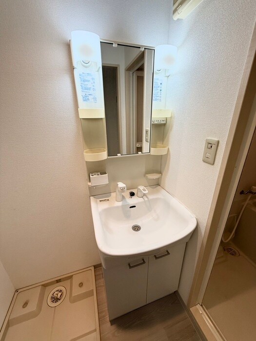 物件内観写真11　(洗面)