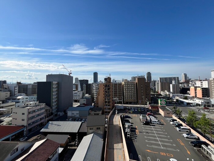 物件内観写真16　(室内からの展望)