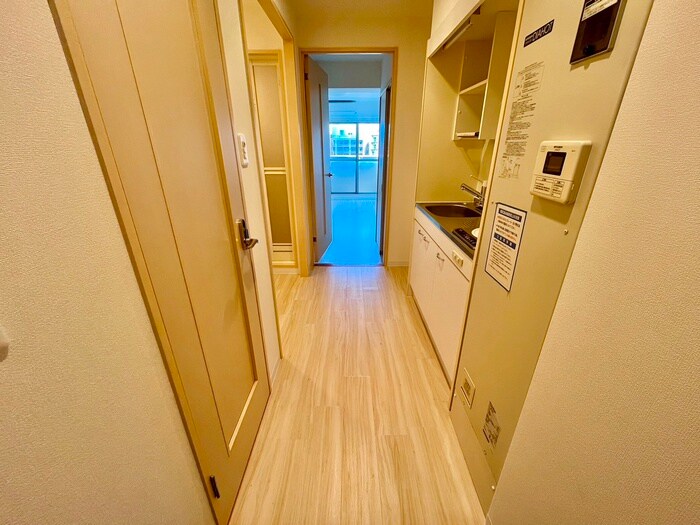 物件内観写真19　(廊下)