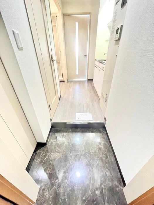 物件内観写真20　(玄関)