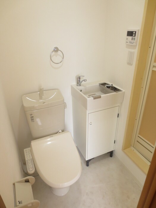 物件内観写真4　(洗面)