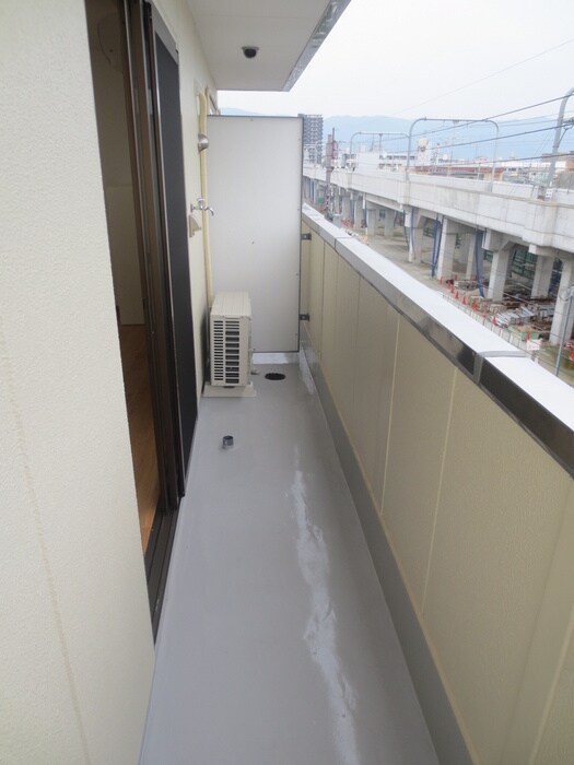 物件内観写真6　(ベランダ・バルコニー)