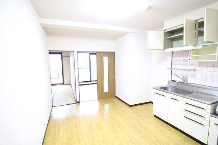 物件内観写真7　(居室)