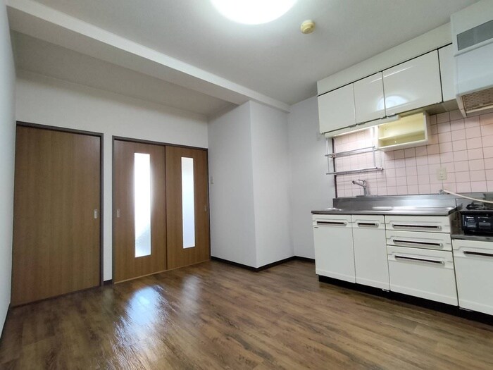 物件内観写真8　(居室)