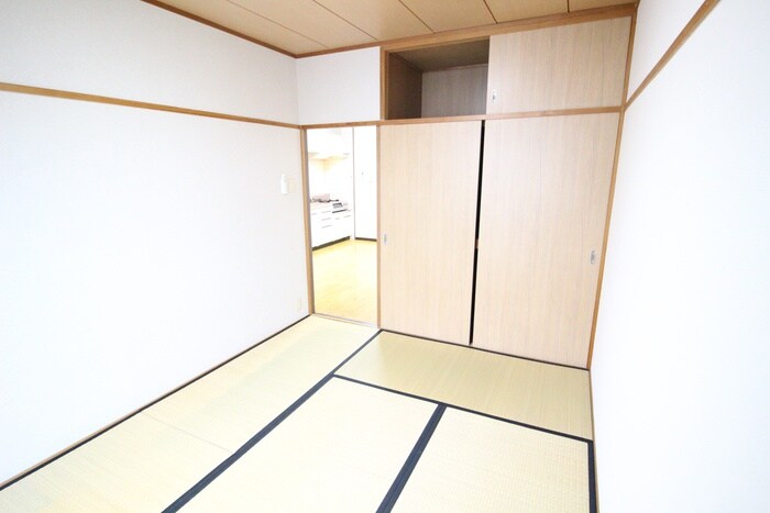 物件内観写真10　(居室)