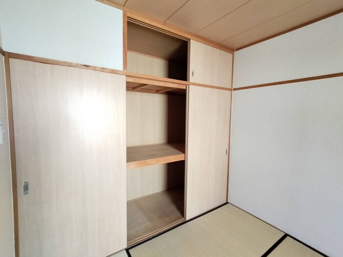 沢町ハイツの収納