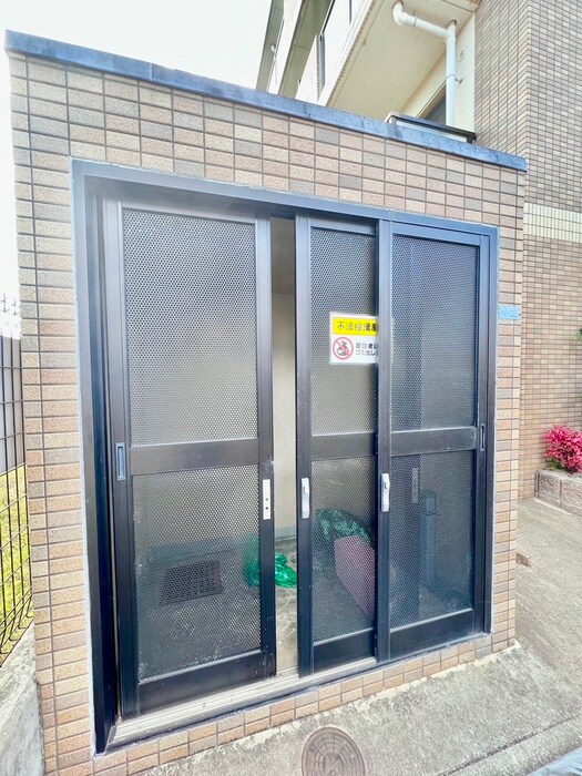 物件外観写真4　(建物設備)