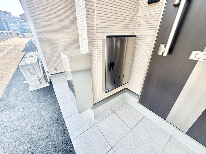 物件外観写真6　(建物設備)