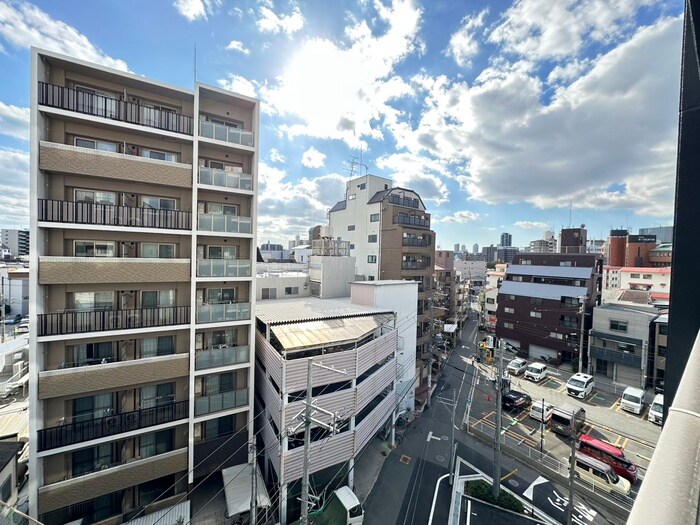 物件内観写真22　(室内からの展望)