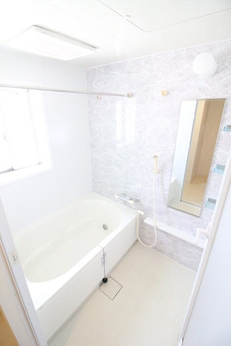 物件内観写真8　(バス／シャワールーム等)