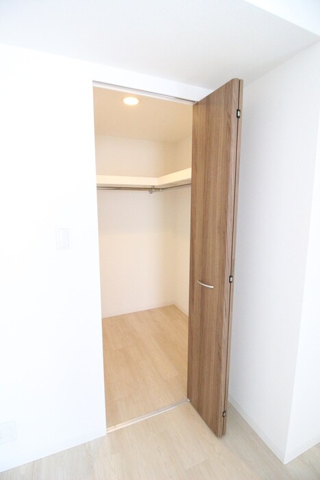 物件内観写真11　(収納)