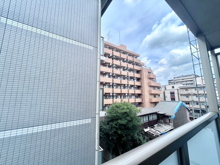 物件内観写真13　(室内からの展望)