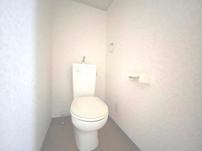 物件内観写真10　(トイレ)