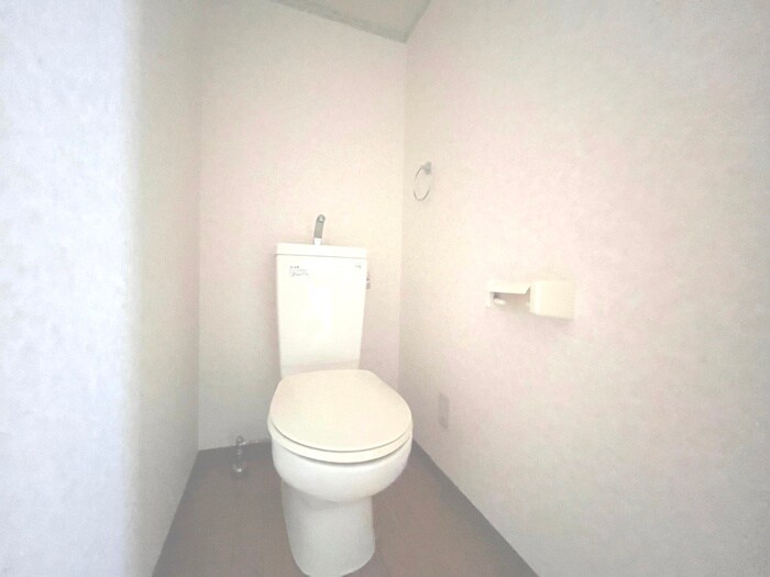 物件内観写真11　(トイレ)