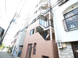 クロスヴィーチェ京橋外観写真