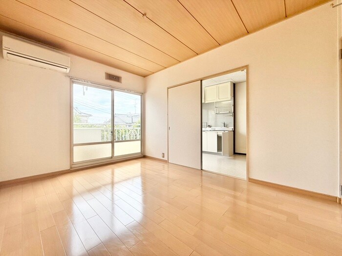 物件内観写真9　(居室)