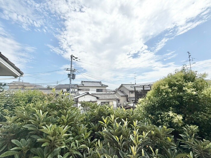 物件内観写真22　(室内からの展望)