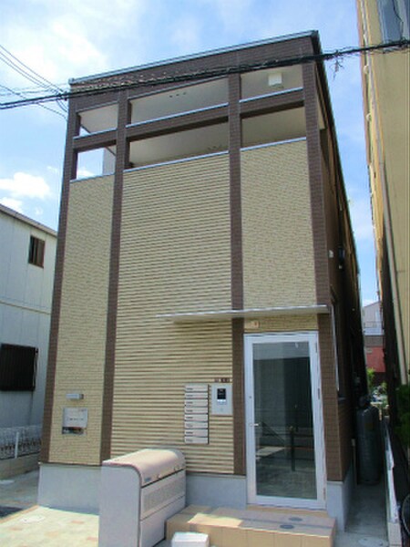 ＣＯＭＦＯＲＴＨＩＡ外観写真