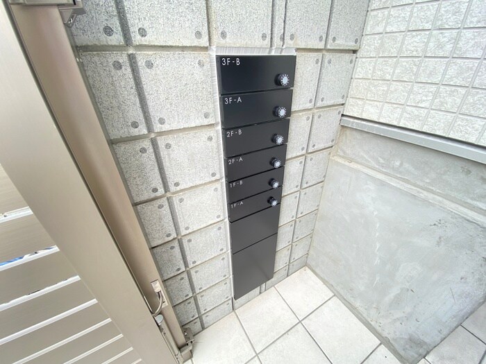 物件外観写真5　(建物設備)