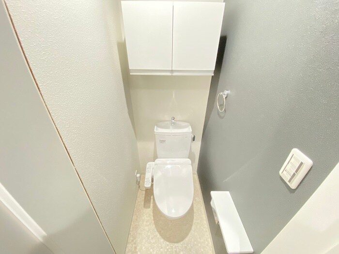 物件内観写真12　(トイレ)