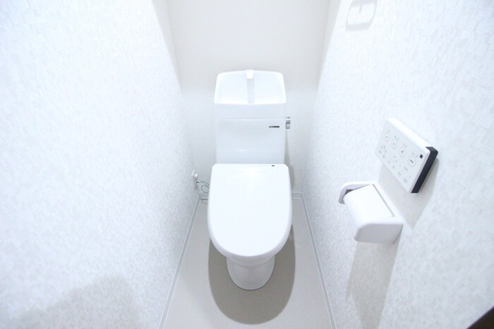 物件内観写真11　(トイレ)