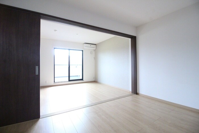 物件内観写真14　(居室)