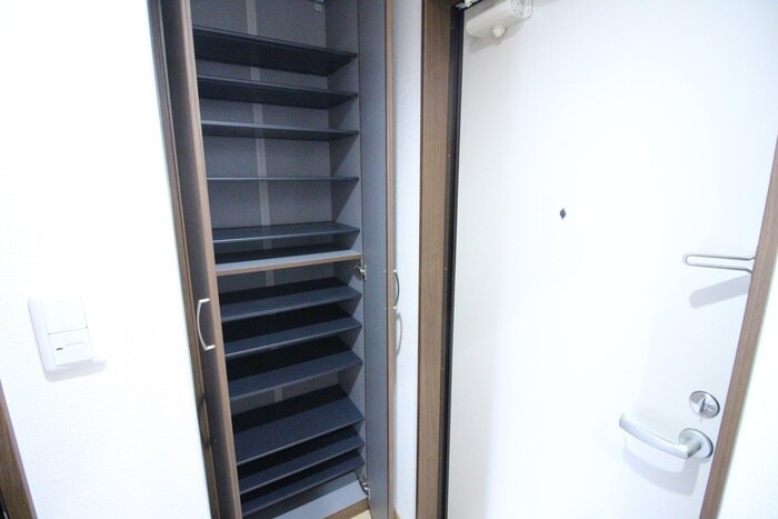 物件内観写真20　(靴箱)