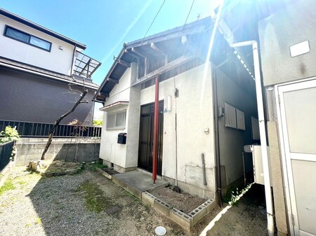 山本東乾貸家外観写真