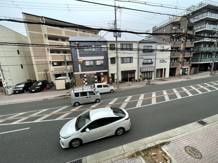 物件内観写真17　(室内からの展望)