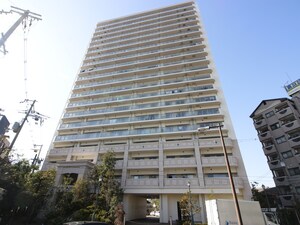 リバーガーデン岸里玉出(304)外観写真