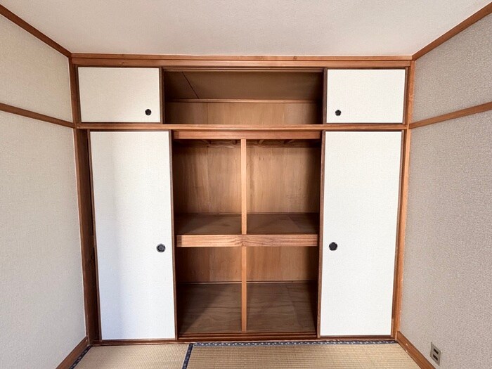 物件内観写真16　(収納)