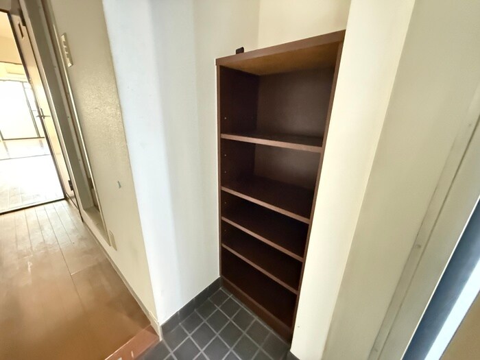 物件内観写真12　(靴箱)