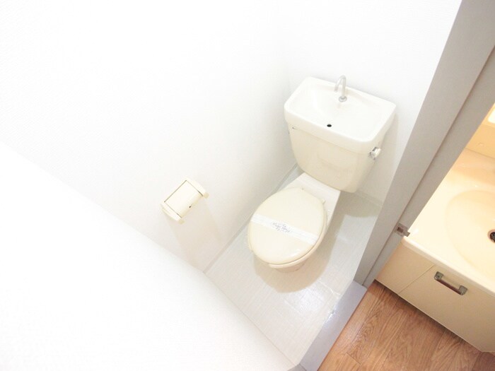 物件内観写真9　(トイレ)